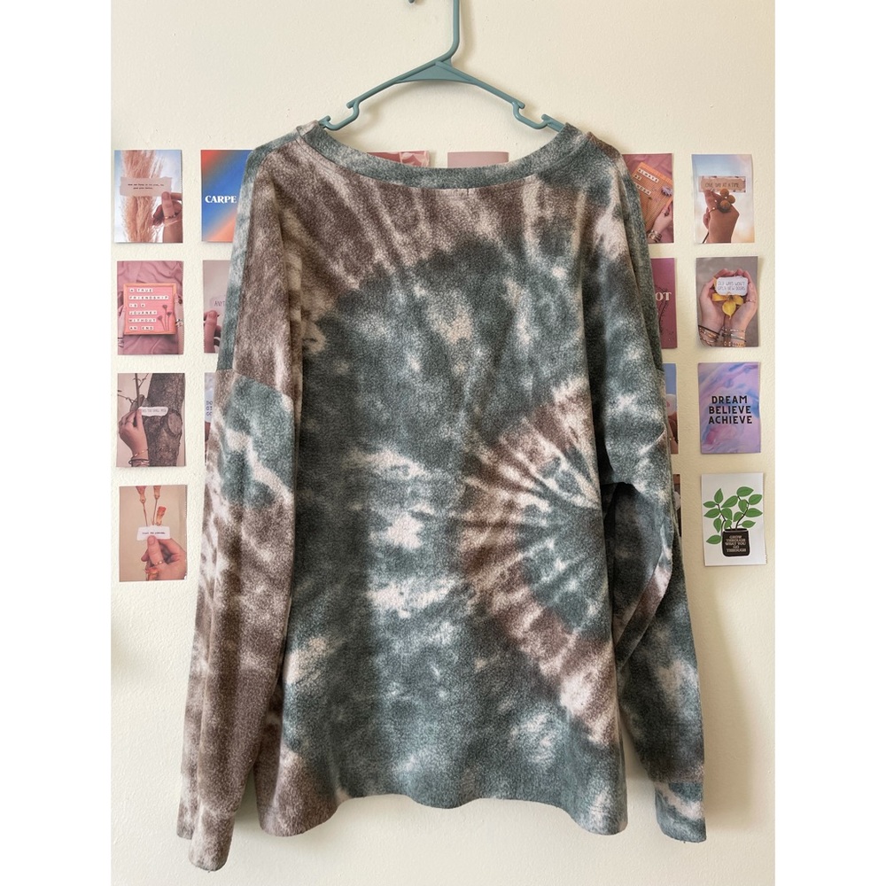 Green/Brown tie/dye Sweater